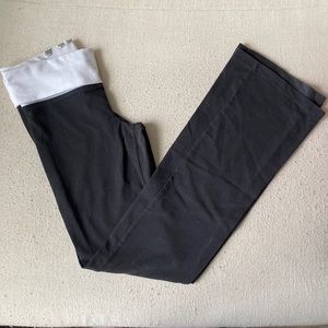 PINK Victoria’s Secret yoga pants